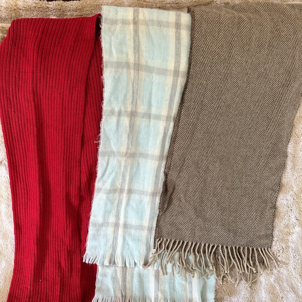 Set of scarves. Two wool, one (red) knit. Gifts/barely worn.